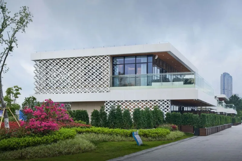 UHPC of Aura Façade project
